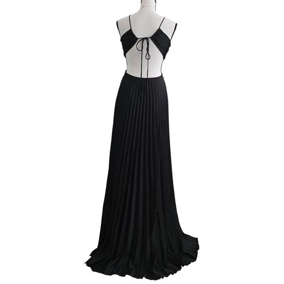 Women’s Black Pleated Cutout Maxi Dress Formal Gown Open Back Elegant Whimsical - Picture 4 of 10